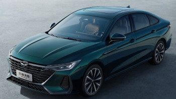 АвтоВАЗ начнет выпускать модели Chery? Инсайдеры делятся любопытными фото смотреть онлайн