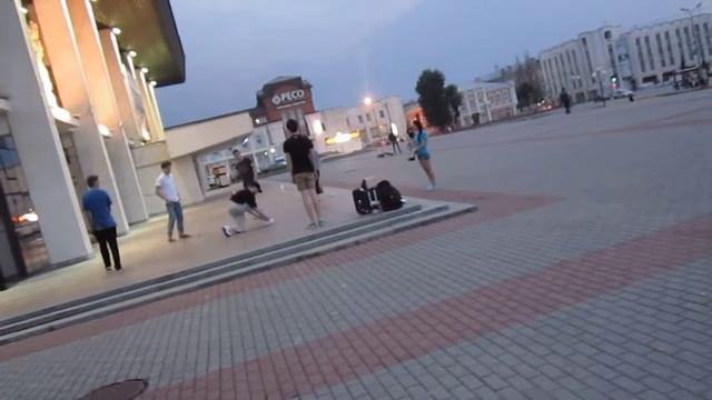 Че танцуют ребята. Как научиться танцевать брейк?!