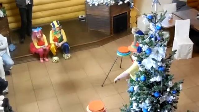 Акваленд цирк. шоу обезьянка