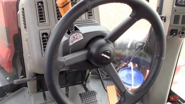 YIELDTRAC & Case IH CVX Drive QUADTRAC 470 Tractor Planting Corn смотреть онлайн