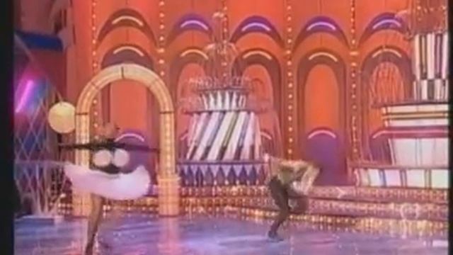 15.Bim-Bom/Бим-Бом/2006 Parody dance "Classical ballet".wmv смотреть онлайн