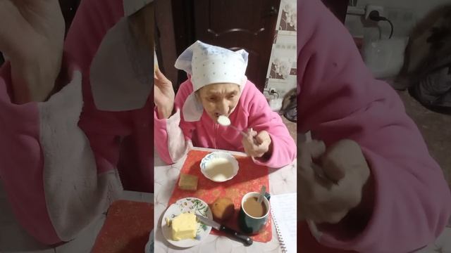 завтрак,беседуем смотреть онлайн