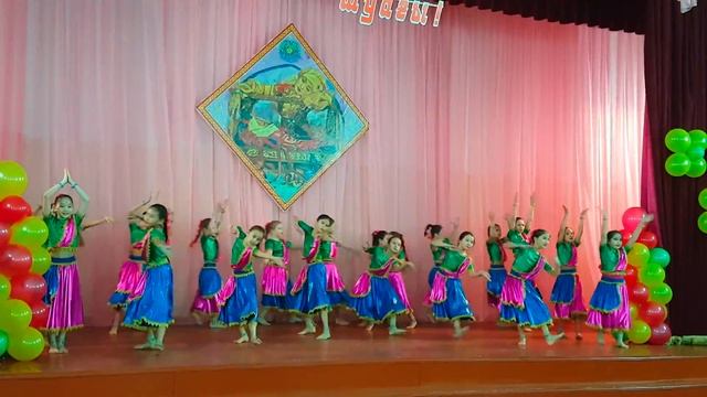 Индийский танец