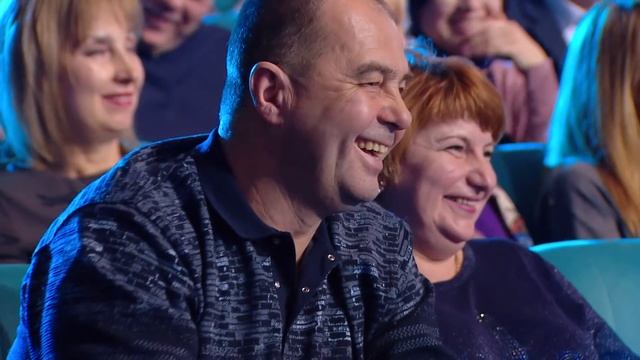 Как собирается в ресторан типичная женщина | Дизель cтудио, приколы 2020 смотреть онлайн