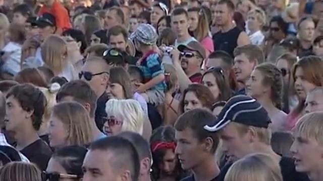 «Иванушки» поздравили Череповец с Днем металлурга