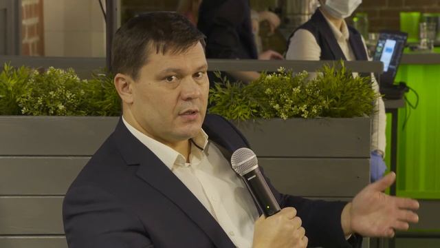 В здании «Салюта» может появиться бесплатная площадка для проведения молодежных мероприятий смотреть онлайн