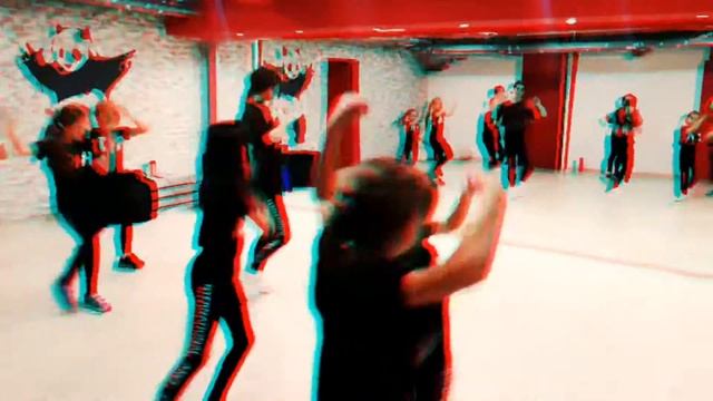 Hip-hop dance in IDH CENTER /ХИП-ХОП
