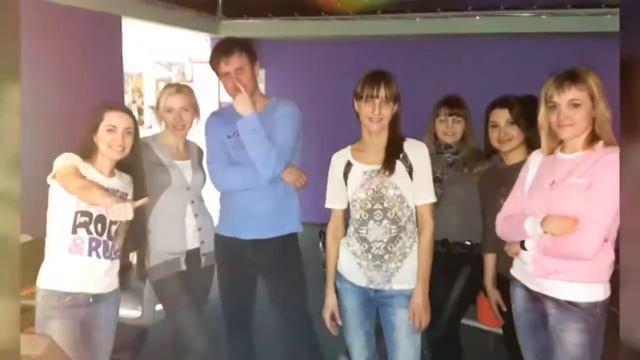 С командой в боулинге