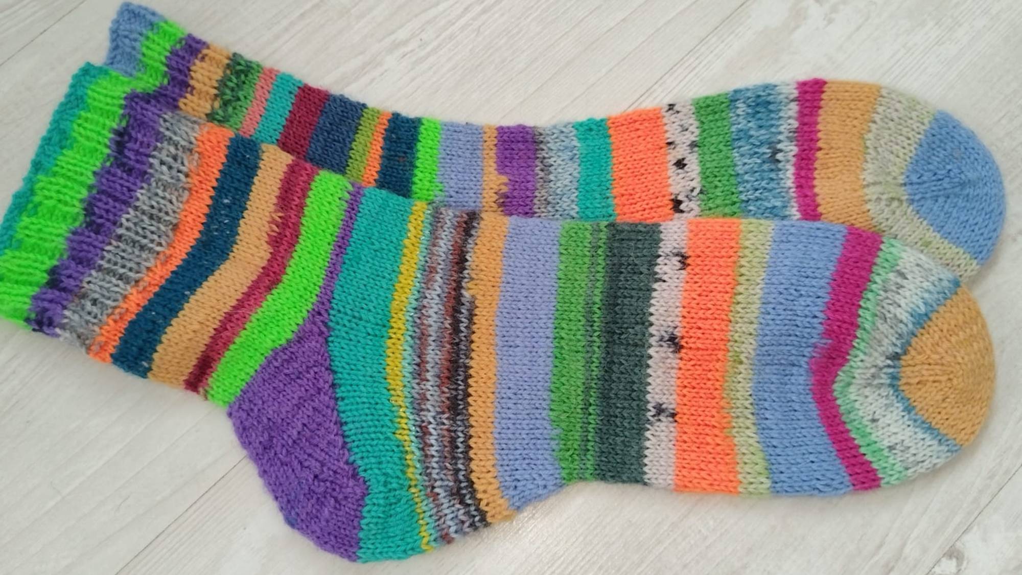 Мой носочный апрель/Планы на май 2025 смотреть онлайн