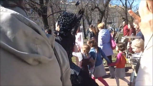 Дю Солей на улицах Петербурга смотреть онлайн