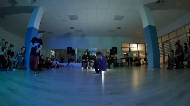 Break Dance Battles 10 13 лет 6 смотреть онлайн