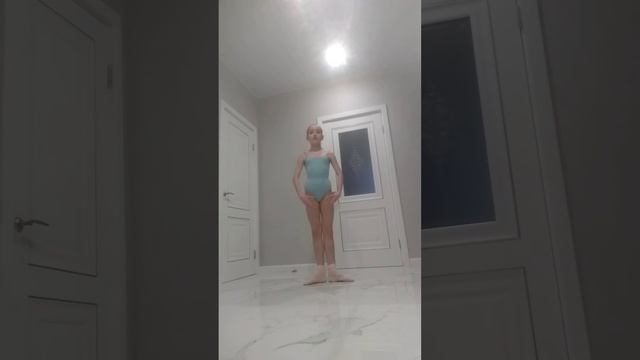 1 port de bras 9 урок - середина смотреть онлайн