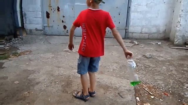 Приколы. Бросая мусор не забудь Хрюкнуть!!! смотреть онлайн