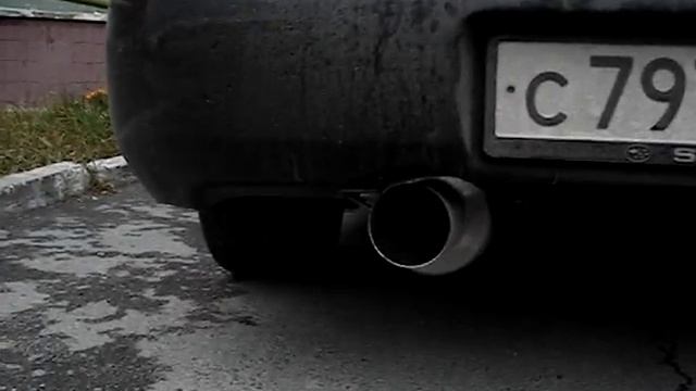 Subaru Impreza WRX Fujitsubo RM-01exhaust. Просто прикол. смотреть онлайн