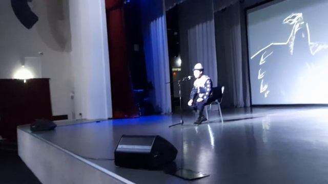 На фестиваль "Эпосы Народов Мира" выступил известный манасчы Доолотбек Сыдыков. смотреть онлайн