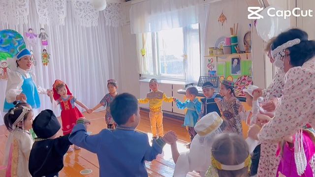 Мир! Труд! Май! Средняя группа смотреть онлайн