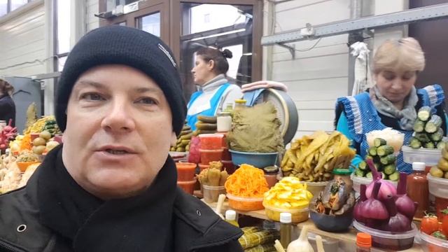 Touring the Fresh Market in Saint Petersburg смотреть онлайн