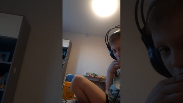 20250430_200400.mp4 смотреть онлайн