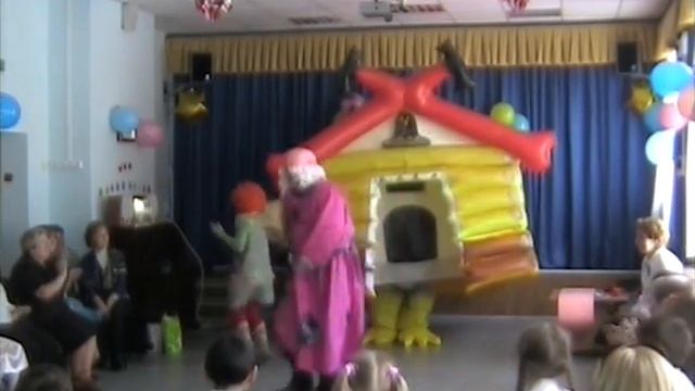 Новый Год и выпускной в школе смотреть онлайн
