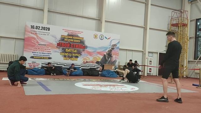 Твой стиль 2020 Battle 1x1 B.boy Kehji. Sergei.Cypher 3