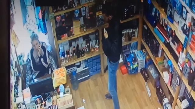 Внимание!!! Вор,афера, аферисты в сетях,банда, мошенник в Киев,Днепр,Полтава, смотреть онлайн