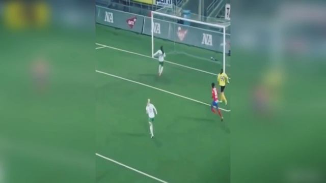 Женский футбол,это вам не шуточки!!! смотреть онлайн