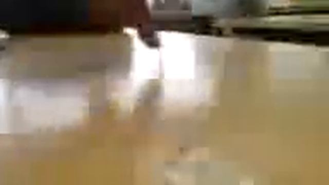 Классный танец на пальцах