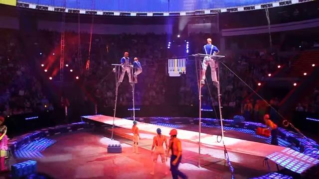 Акробаты смотреть онлайн