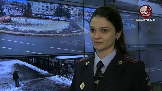 Надписи на пункте полиции смотреть онлайн