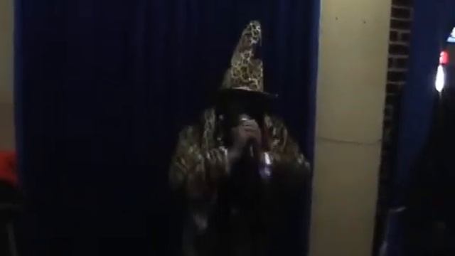 Вальдемар Аскольдович - Где свет блещет лунный.