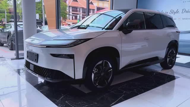 Toyota BZ3X 2025 - Интерьер и Экстерьер