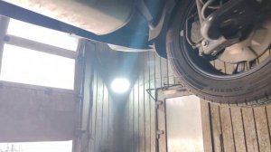 Осмотр днища Хавал Джолион перед обработкой. Машине 2 месяца