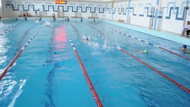 Эстафета по плаванию, 14 апреля 2012 в Новосибирске смотреть онлайн