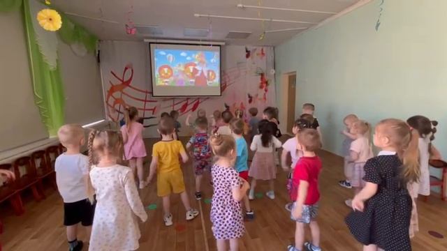 Праздничный спектакль для детей 