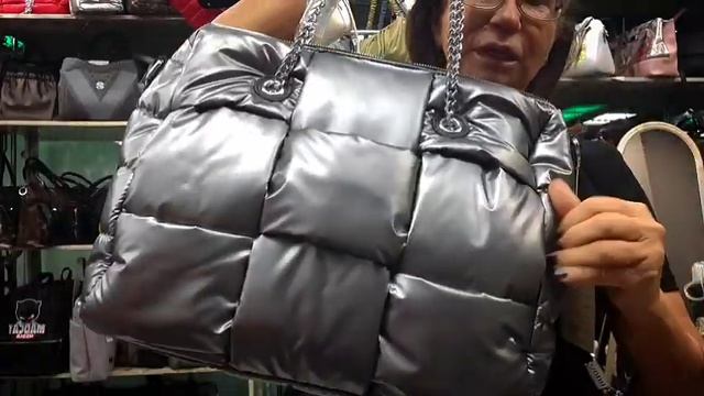 #стильнаясумка 🩶🤎 ИНТЕРЕСНЫЕ МОДЕЛИ СУМОК 🧐 ТОЛЬКО ДЛЯ ВАС 🥰#купитьсумку смотреть онлайн