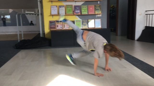 Брейкинг Bboy-karMa #breakingnews #свайпс