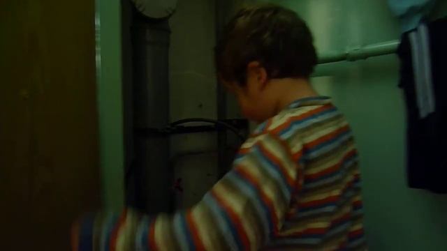 Про воду и какашки.MOV смотреть онлайн