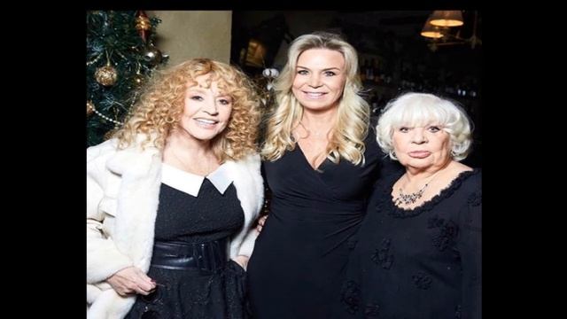 Беременная Пугачева превратилась в матрешку смотреть онлайн