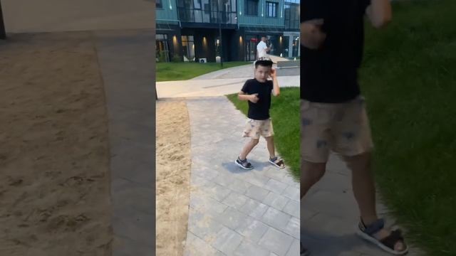 Челлендж забраться на камень за 3 попытки 🪨 смотреть онлайн