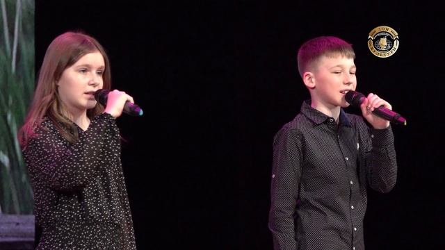 Песня из концерта Народной вокальной студии «Вероника». смотреть онлайн