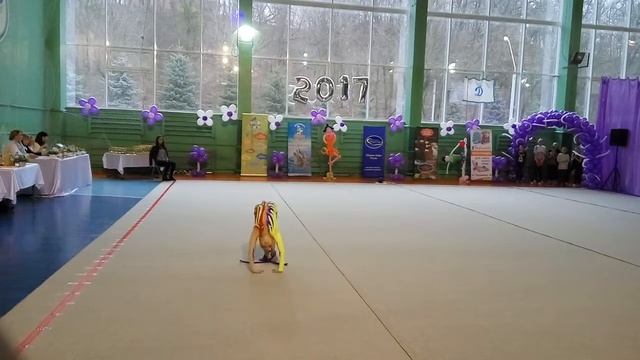 «ТРІУМФ - 2017»Міжнародний дитячий турнір з художньої гімнастики «ТРІУМФ - 2017» смотреть онлайн