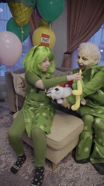 Minecraft from birth to death! #minecraft #family #granny смотреть онлайн