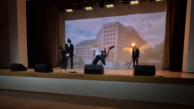 Групповое дефиле Anime-maniacs feat. RossoFiore, burr, Sled Storm (Саратов, Пенза) – Chainsaw Man смотреть онлайн