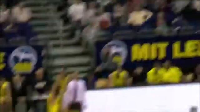 Carl English || Highlights of Alba Berlin - Ludwigswurg (01/05/17) смотреть онлайн