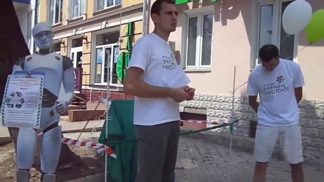 Відкриття контейнера для відпрацьованих батарейок, м. Бучач, 2013 смотреть онлайн