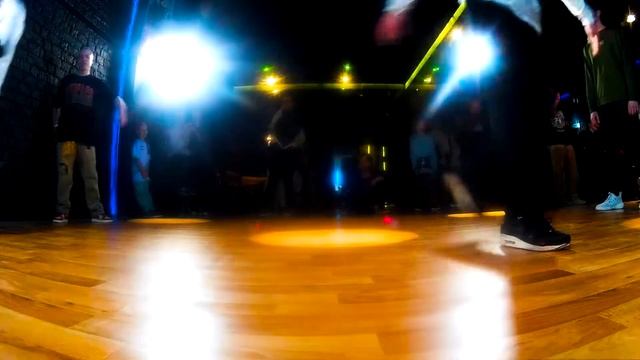 Hare Krishna Breakerz vs Чилим и Мака - Evo Battle 2022 смотреть онлайн