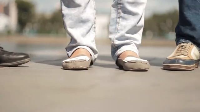 Атри и Леша Маэстро   «Хлоп топ»