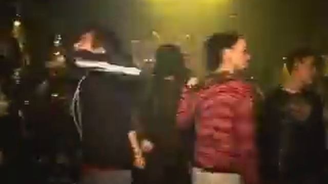 Title01.avi смотреть онлайн