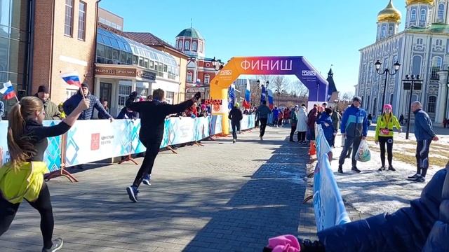 Последние марафонцы на 10 км. Фестиваль «Крымская весна» 2023. смотреть онлайн