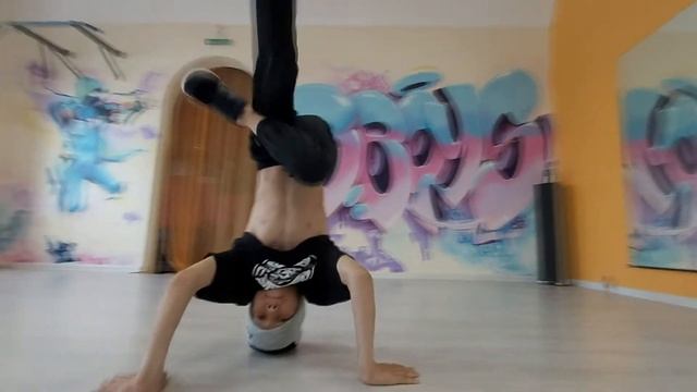 Трикс-сессия под МегаДжокер смотреть онлайн